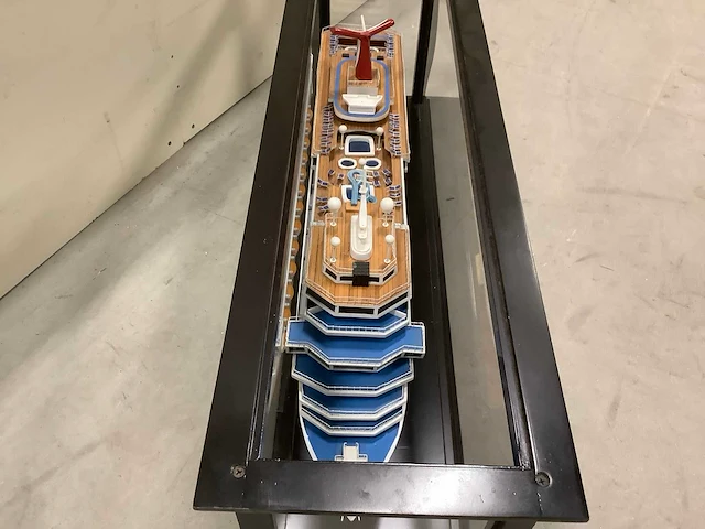 Modelboot - afbeelding 5 van  6