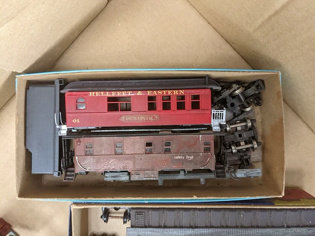 Modelspoor en toebehoren o.a. fleischman, revell, pola - afbeelding 34 van  49