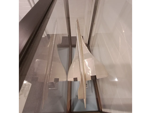 Modelvliegtuig concorde - afbeelding 13 van  27