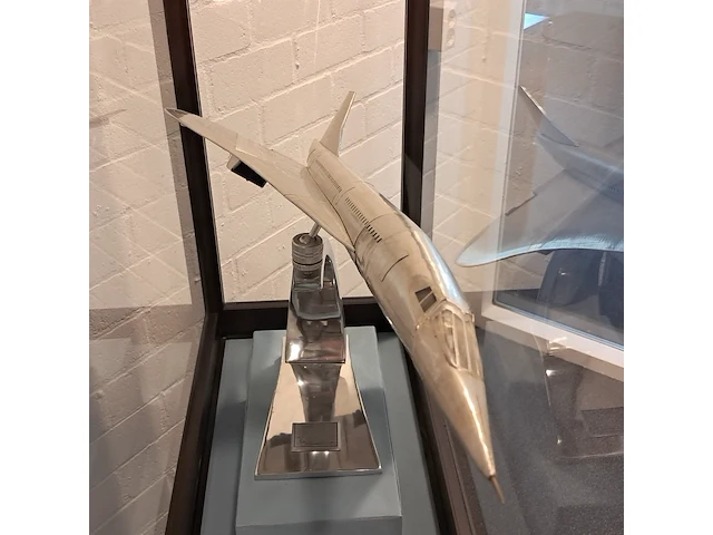 Modelvliegtuig concorde - afbeelding 24 van  27