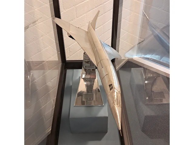 Modelvliegtuig concorde - afbeelding 25 van  27