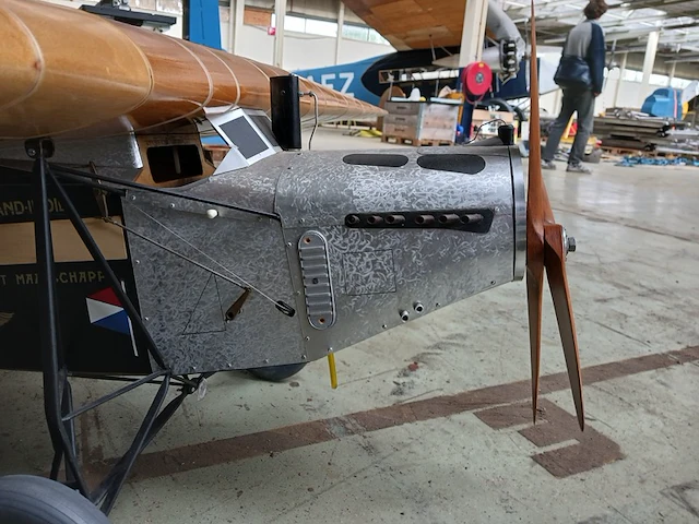 Modelvliegtuig fokker, f7 - afbeelding 10 van  22