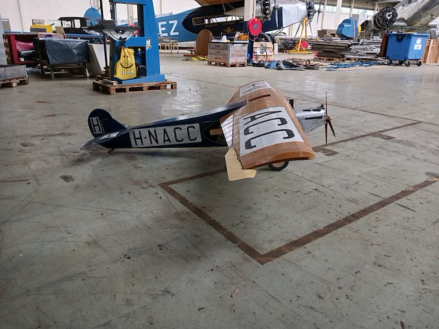 Modelvliegtuig fokker, f7 - afbeelding 15 van  22