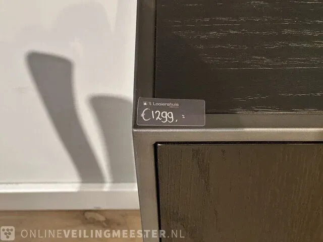 Modern zwart eiken dressoir | black oak collectie, zwart - afbeelding 5 van  6