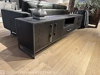 Modern zwart eiken tv-dressoir | black oak collectie, zwart - afbeelding 4 van  7
