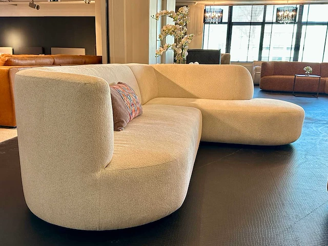 Moderne organische bank met longchair - afbeelding 1 van  8