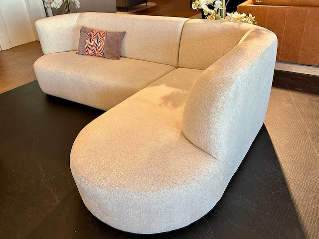 Moderne organische bank met longchair - afbeelding 3 van  8