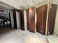 Moderne paskamers met messing details - afbeelding 7 van  14