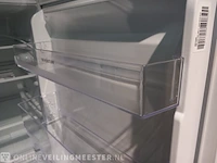 Moderne showroom keuken met inbouw apparatuur smart vista - afbeelding 14 van  54