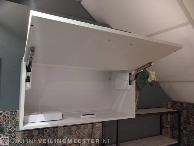 Moderne showroom keuken met inbouw apparatuur smart vista - afbeelding 33 van  54
