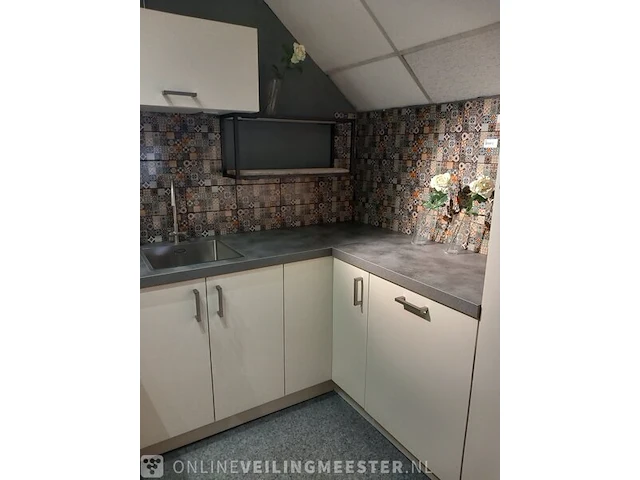 Moderne showroom keuken met inbouw apparatuur smart vista - afbeelding 34 van  54