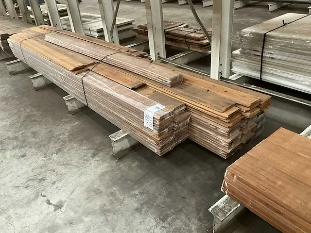 Modiwood thermisch gemodificeerd halfhouts rabat (95x) - afbeelding 1 van  4