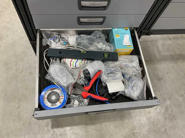 Modul system inrichting bedrijfswagen - afbeelding 7 van  15