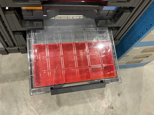 Modul system inrichting bedrijfswagen - afbeelding 15 van  15