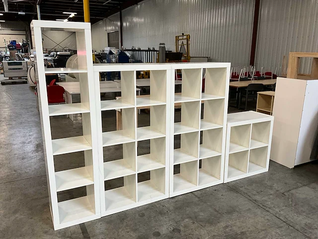 Modulaire afscheidings vakkenwand - afbeelding 1 van  2