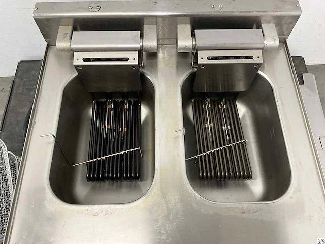 Modular - 65/71 fre - dubbele friteuse - afbeelding 7 van  8
