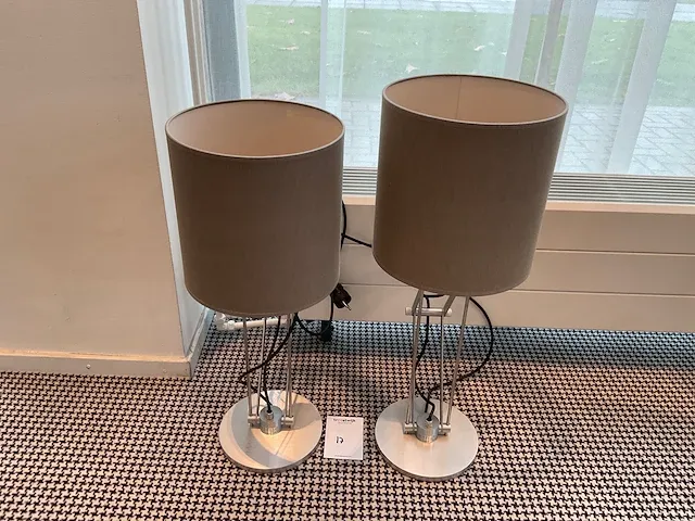 Modular 102037xx design tafellamp - afbeelding 1 van  4