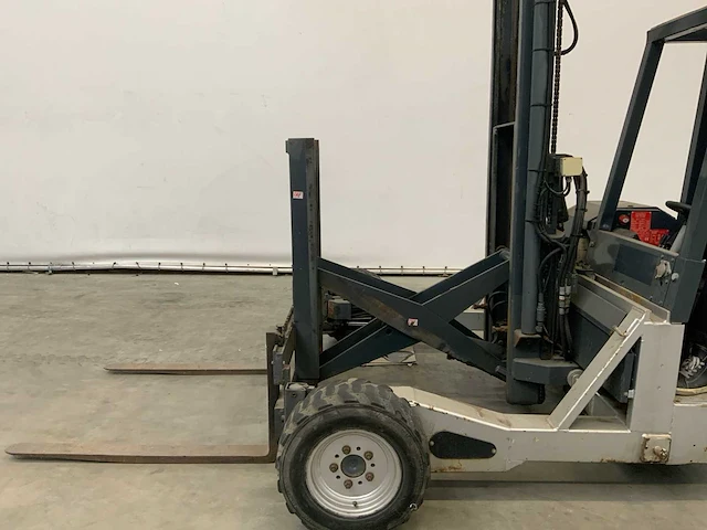 Moffett - 2006 - m4 20.4 - meeneemheftruck 4-weg 2t schaarlift - afbeelding 7 van  18