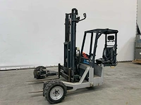 Moffett - 2006 - m4 20.4 - meeneemheftruck 4-weg 2t schaarlift