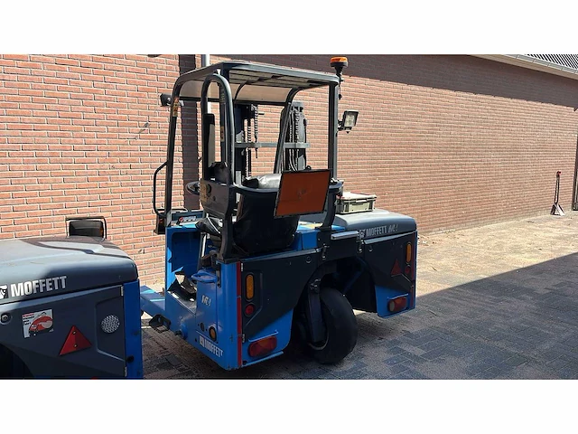 Moffett - 2009 - m4 20.1 - meeneemheftruck - afbeelding 2 van  6