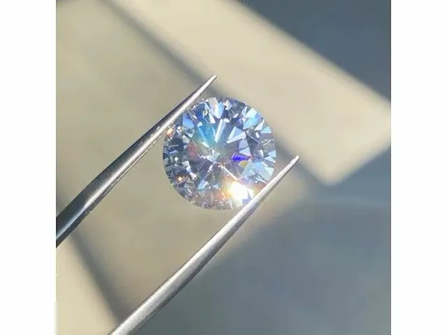 Moissanite (d / vvs1) 1.5 karaat - afbeelding 1 van  6