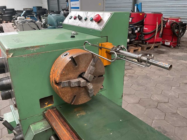 Momac sf/200 draaibanken - afbeelding 8 van  10