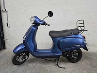 Momo - snorscooter - morino - 4t 25km uitvoering fdj11r - afbeelding 1 van  7
