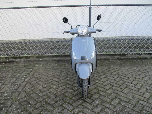 Momo - snorscooter - morino 50 riva - scooter - afbeelding 5 van  11