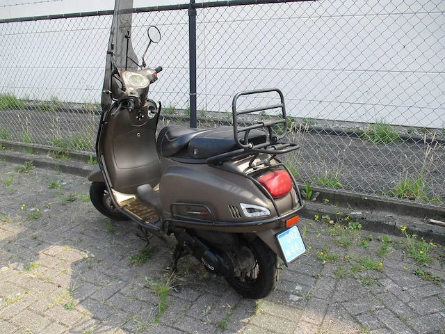 Momo - snorscooter - morino 50 riva injectie - scooter - afbeelding 2 van  11