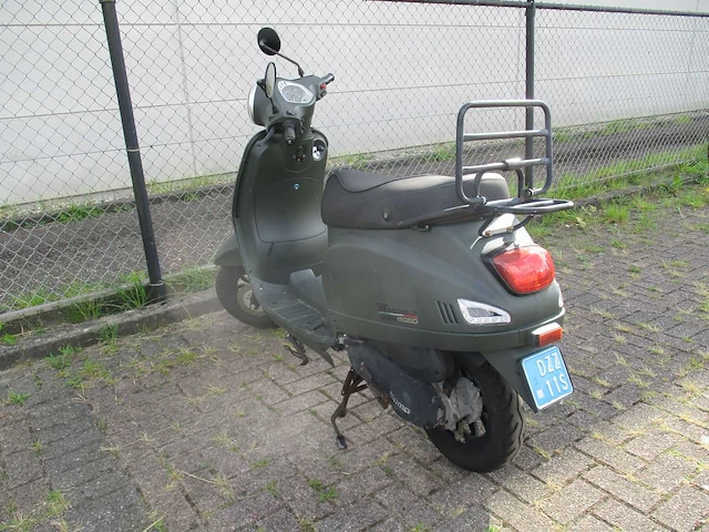 Momo - snorscooter - morino riva injectie - scooter - afbeelding 2 van  11