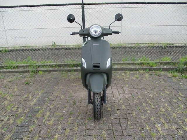 Momo - snorscooter - morino riva injectie - scooter - afbeelding 5 van  11