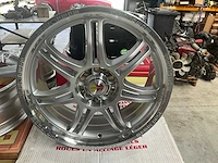 Momo corse 17” 5x100 - afbeelding 1 van  5