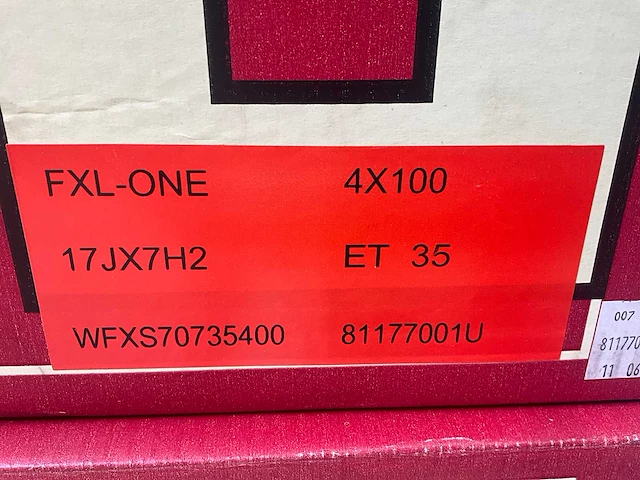 Momo fxl-one 17” 4x100 velgen set - afbeelding 4 van  4