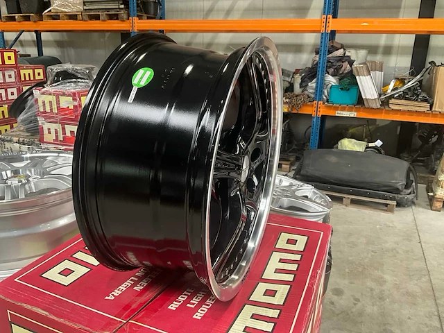 Momo fxl-one 5x112 velgenset 18” - afbeelding 2 van  5