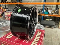 Momo fxl-one 5x112 velgenset 18” - afbeelding 2 van  5