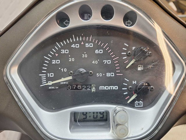 Momo morino 45 km bromscooter 4takt - afbeelding 4 van  7