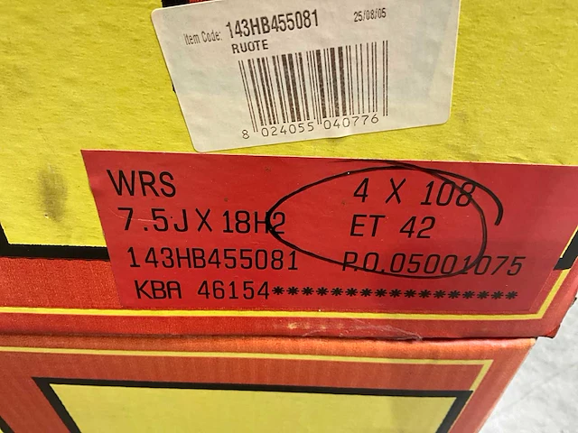 Momo wrs 18” 4x108 velgen set - afbeelding 3 van  3