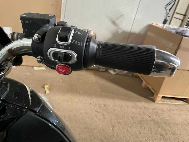 Monasso e-scooter - afbeelding 5 van  16