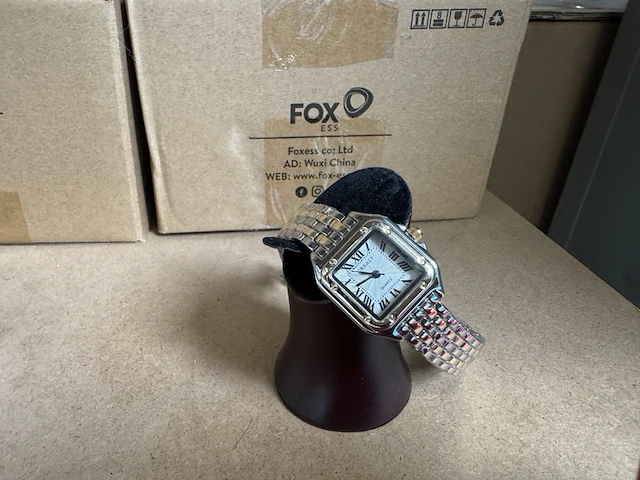 Moncada zonnebril, 1x horloge, 1x oorbellen - afbeelding 6 van  8
