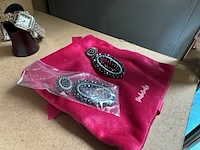 Moncada zonnebril, 1x horloge, 1x oorbellen - afbeelding 7 van  8