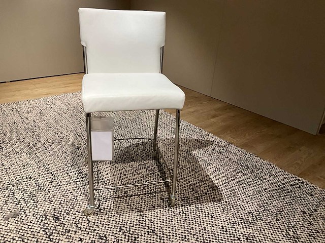 Monet verrijdbare barstoel laag - afbeelding 3 van  9