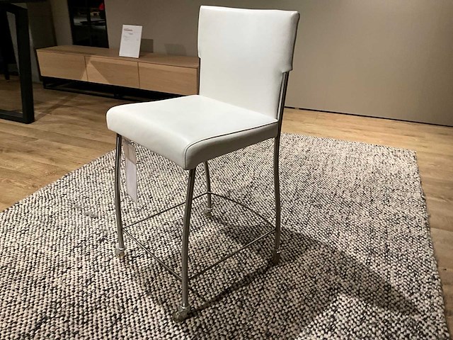 Monet verrijdbare barstoel laag - afbeelding 6 van  9