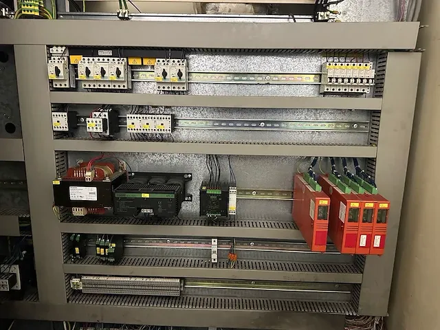Monforts rnc 300 single turn cnc draaibank - afbeelding 14 van  17