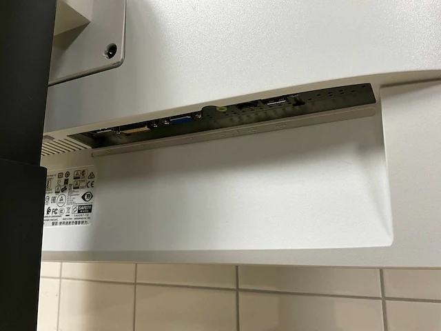 Monitor - fujitsu - b24w-7 led - afbeelding 5 van  5