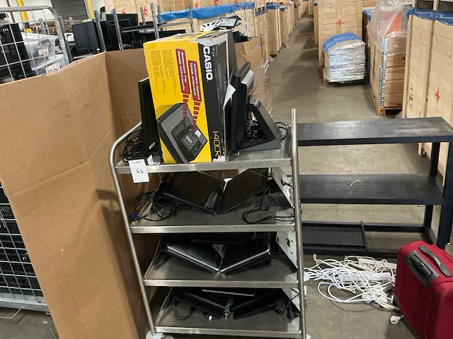 Monitor (12x) - afbeelding 2 van  8