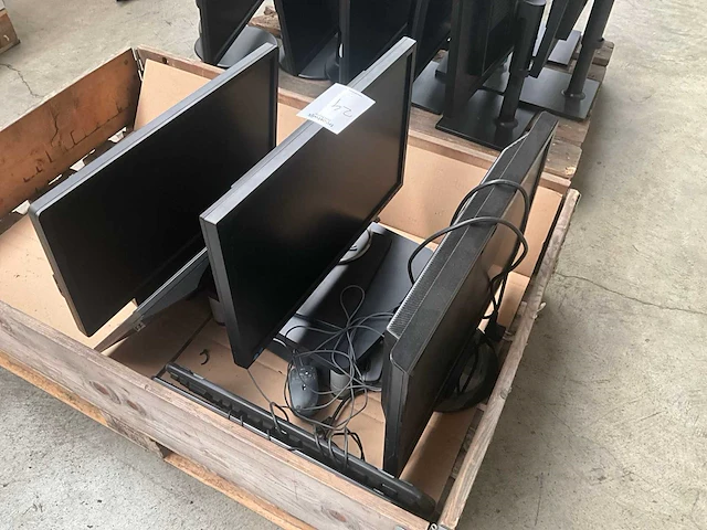 Monitor (4x) - afbeelding 1 van  3