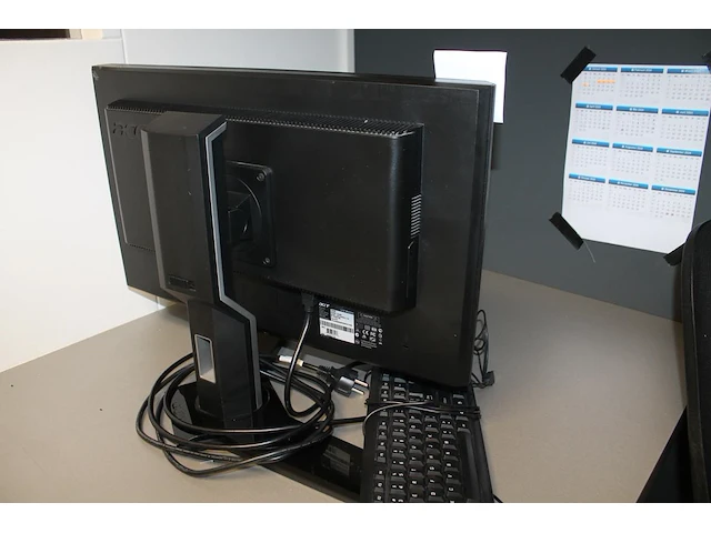 Monitor acer t230h 23 inch, toetsenbord en muis. - afbeelding 2 van  3