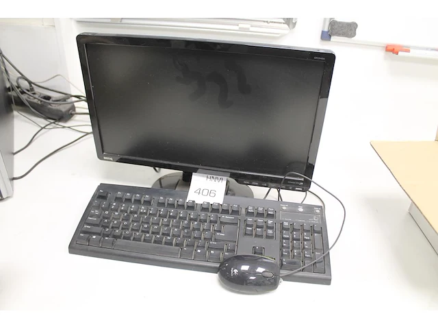 Monitor benq g925hda 19 inch met toetsenbord en muis. - afbeelding 1 van  2