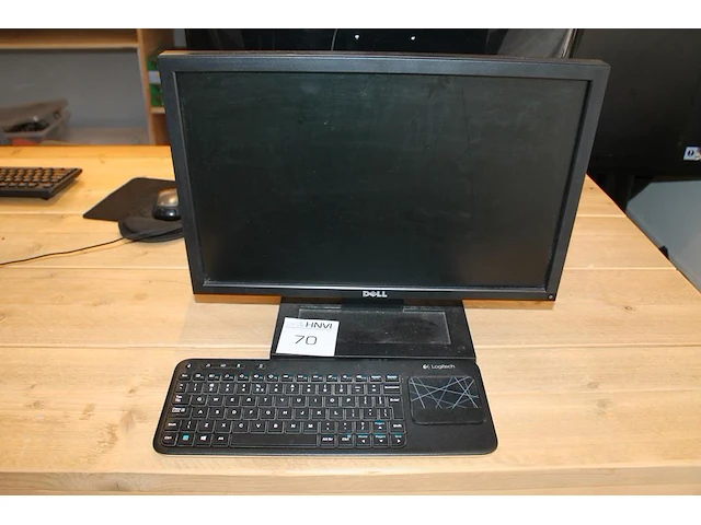 Monitor dell 21 inch en toetsenbord. - afbeelding 1 van  2