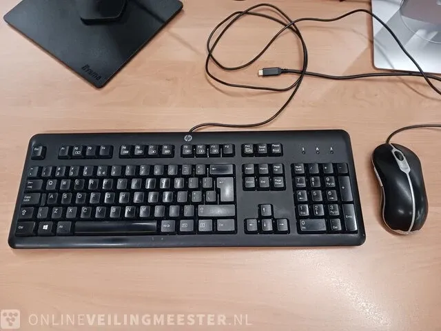 Monitor hp en iiyama, met dockingstation i-tec - afbeelding 6 van  7